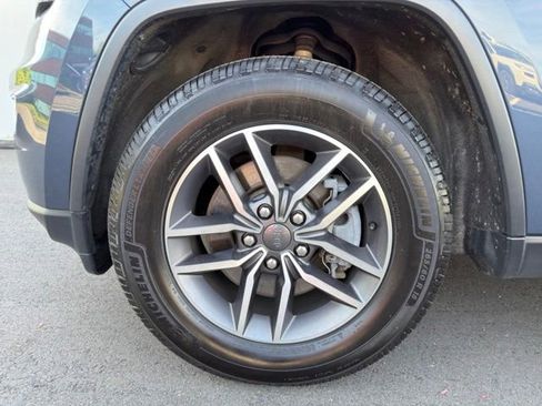 Used 2021 Jeep Grand Cherokee Limited AWD/4WD image 27