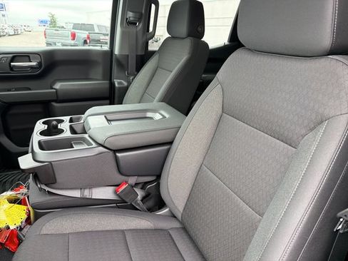 New 2026 GMC Sierra 1500 Pro w/ Graphite Edition AWD/4WD image 18
