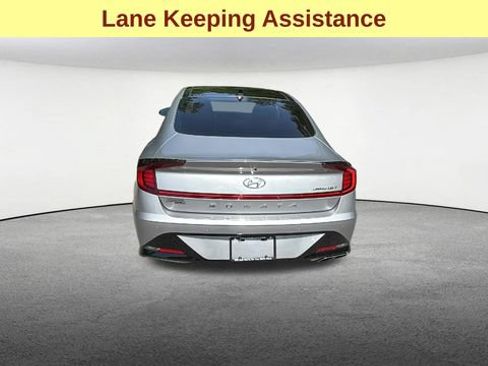 Used 2023 Hyundai Sonata Limited FWD image 7