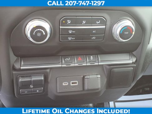 Used 2022 GMC Sierra 3500 Pro w/ Convenience Package image 16