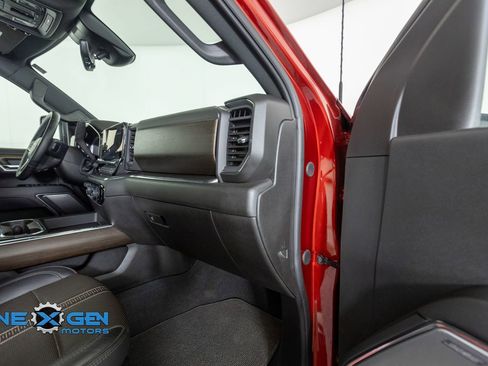 Used 2025 Chevrolet Silverado 2500 High Country w/ Technology Package AWD/4WD image 41