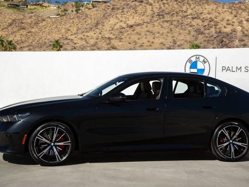 Used 2026 BMW 530i w/ M Sport Package RWD image 3