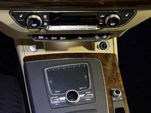 Used 2018 Audi Q5 Premium Plus image 19