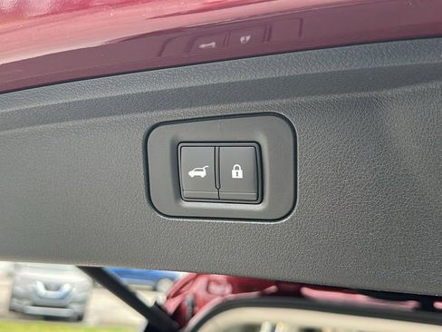 New 2025 Nissan Armada Platinum image 33