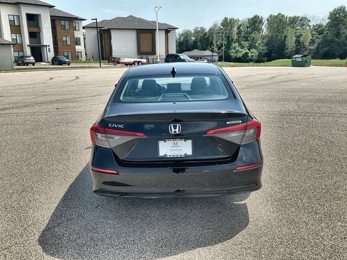 Used 2024 Honda Civic Touring image 15