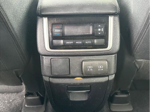 Used 2022 Subaru Ascent Onyx Edition image 19