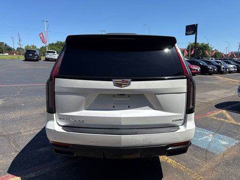 Used 2022 Cadillac Escalade Sport w/ Touring Package AWD/4WD image 6