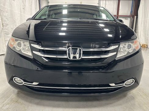 Used 2016 Honda Odyssey Touring Elite image 2