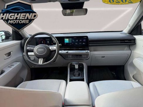 Used 2026 Hyundai Kona SEL Sport FWD image 17
