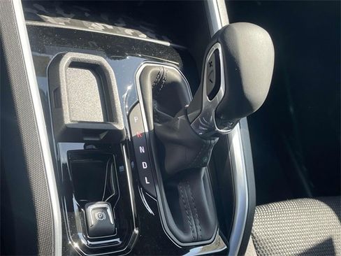 New 2025 Chevrolet Colorado LT image 10