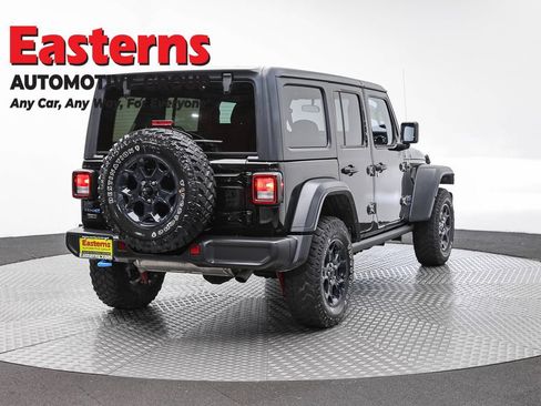Used 2023 Jeep Wrangler Unlimited w/ Convenience Group AWD/4WD image 5