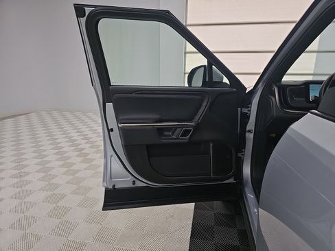 Used 2023 Rivian R1T Adventure image 16