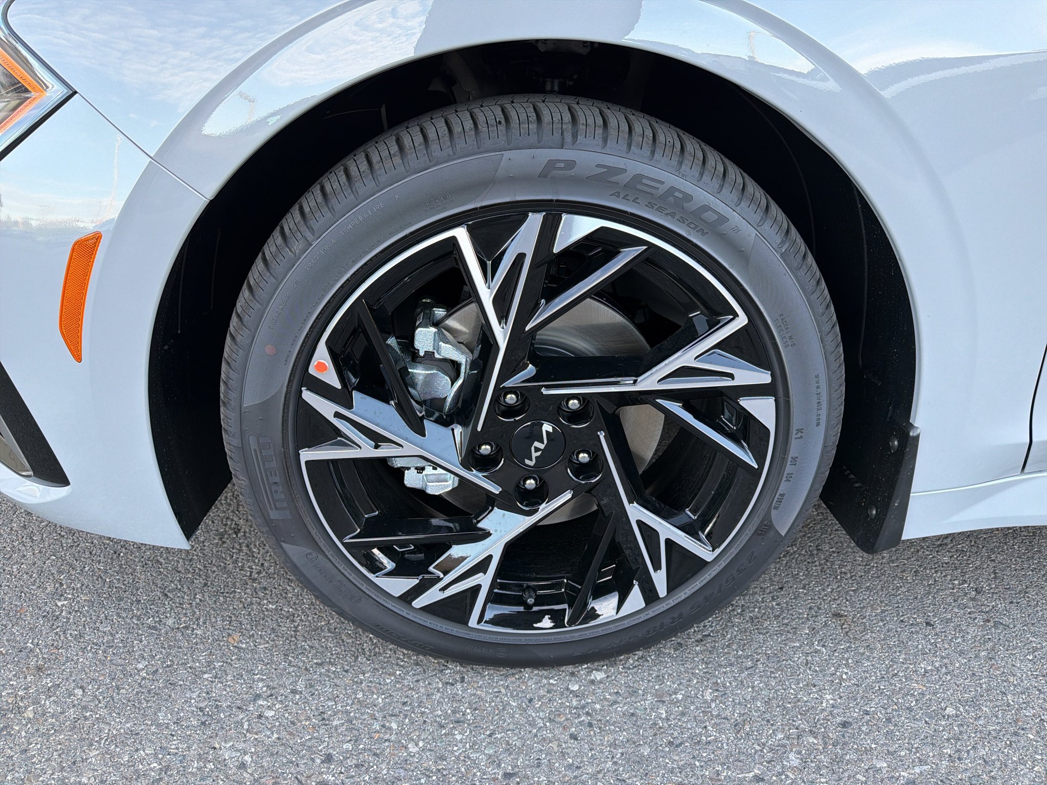 New 2027 Kia K5 GT-Line image 8