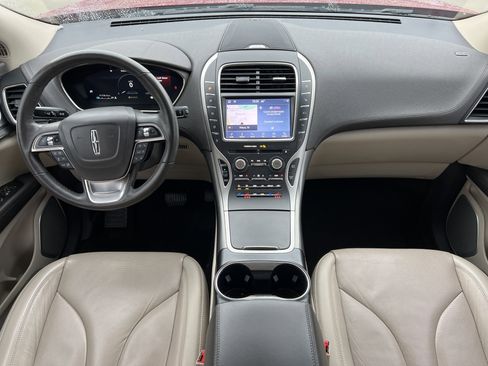 Used 2019 Lincoln Nautilus Reserve w/ Ultimate Package image 9