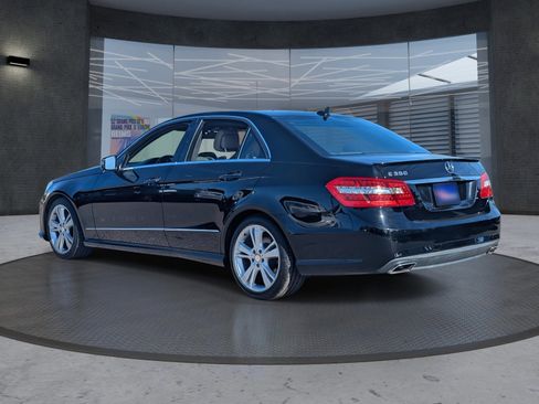 Used 2013 Mercedes-Benz E 350 Sedan image 4