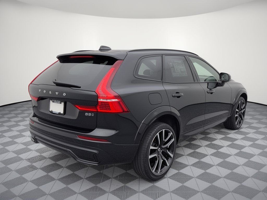 Used 2024 Volvo XC60 B5 Ultimate AWD/4WD image 9