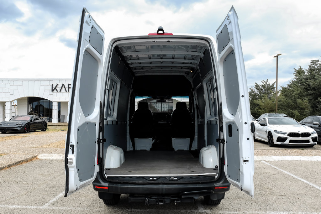 Used 2025 Mercedes-Benz Sprinter 2500 image 50