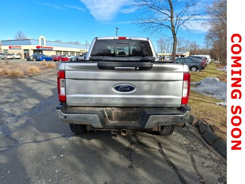 Used 2017 Ford F250 Lariat w/ Lariat Value Package image 5