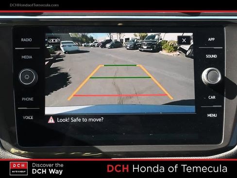 Used 2023 Volkswagen Tiguan SE image 13