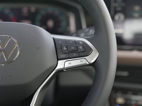 New 2025 Volkswagen Jetta SEL image 20