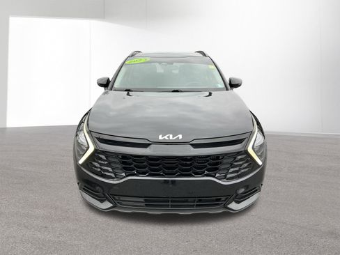 Certified 2023 Kia Sportage EX w/ EX Premium Package AWD/4WD image 8