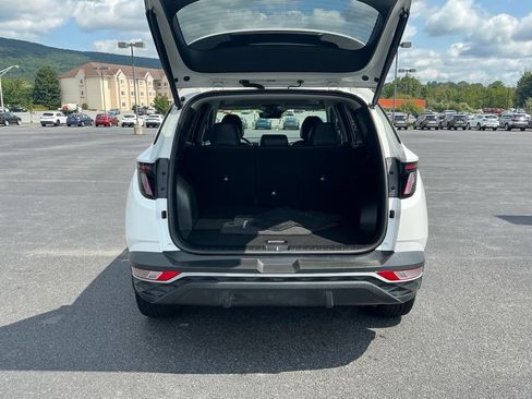 Certified 2022 Hyundai Tucson SEL w/ Convenience + Premium Package AWD/4WD image 9
