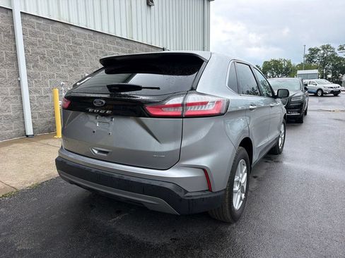 Used 2024 Ford Edge SEL AWD/4WD image 3