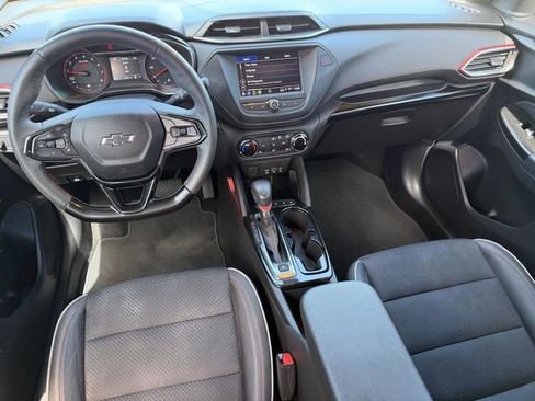 Certified 2022 Chevrolet TrailBlazer RS FWD image 23