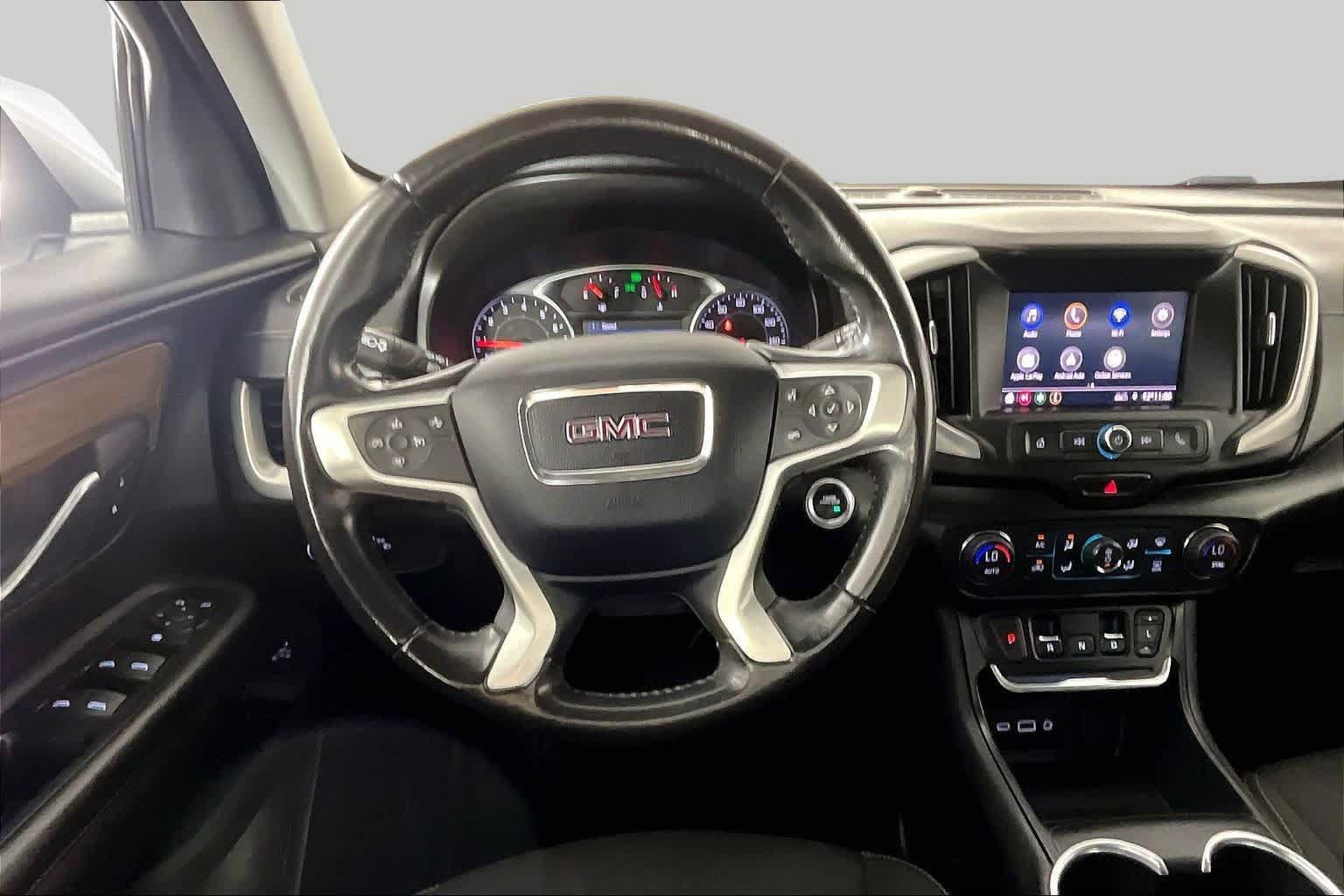 Used 2020 GMC Terrain SLE w/ Driver Convenience Package FWD image 6