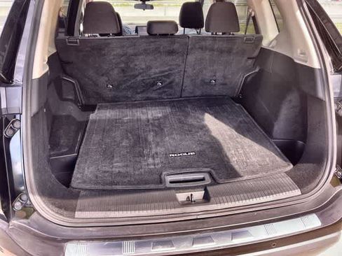 Used 2021 Nissan Rogue SV FWD image 20