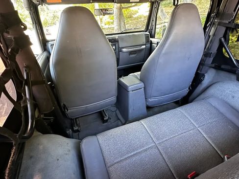 Used 1997 Jeep Wrangler SE AWD/4WD image 40