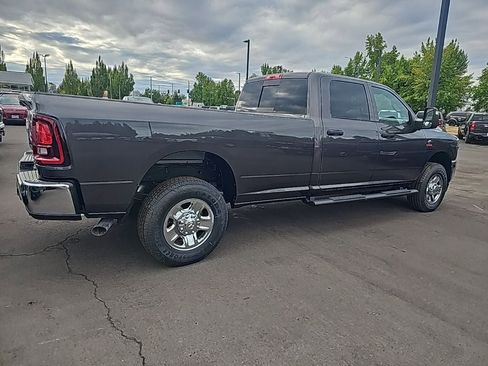 New 2025 RAM 3500 Tradesman AWD/4WD image 5