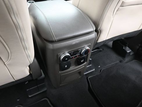 Certified 2023 Ford Explorer Platinum AWD/4WD image 22