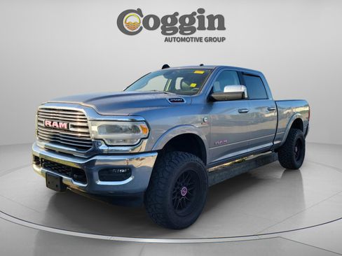 Used 2020 RAM 2500 Laramie AWD/4WD image 1