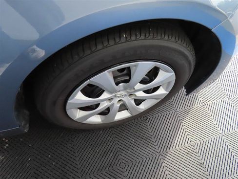 Used 2025 Toyota Corolla LE FWD image 10