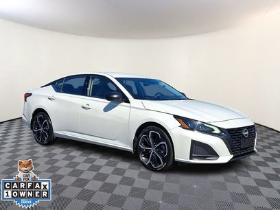 Used 2023 Nissan Altima 2.5 SR