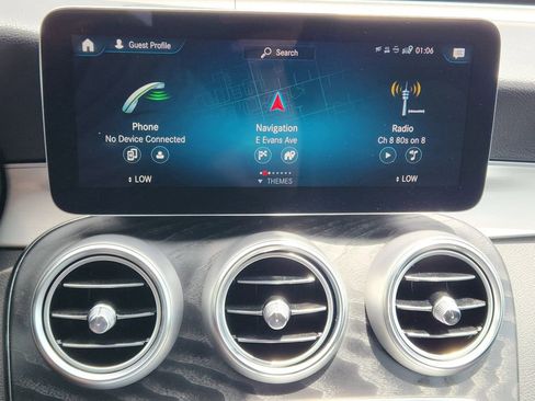 Used 2022 Mercedes-Benz GLC 300 GLC 300 image 24