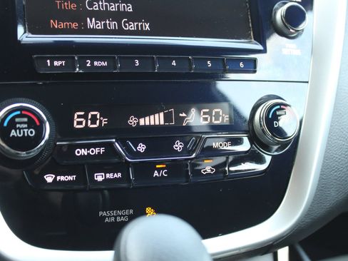 Used 2015 Nissan Murano S AWD/4WD image 31
