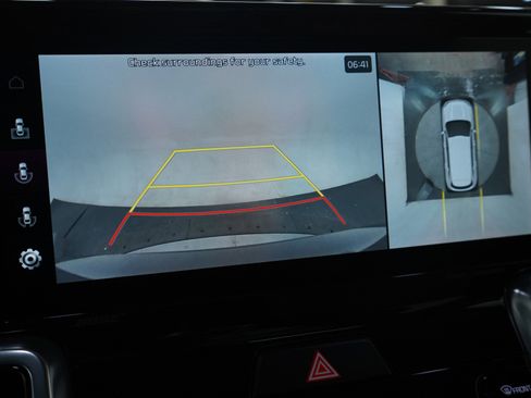 Used 2023 Kia Sorento SX Prestige image 33