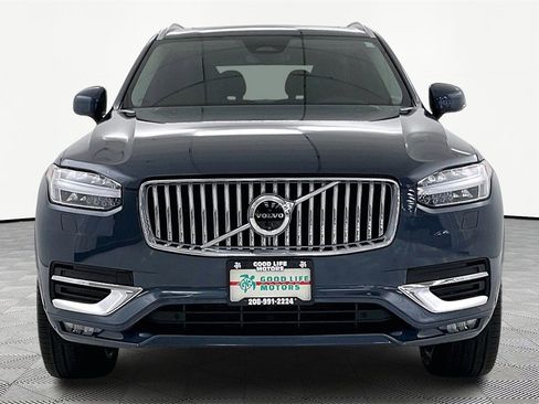 Used 2024 Volvo XC90 B6 Plus image 2