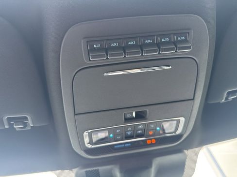 Used 2026 Ford F450 Platinum w/ FX4 Off-Road Package image 31