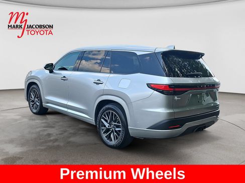 Used 2025 Lexus TX 350 FWD w/ Technology Package image 13