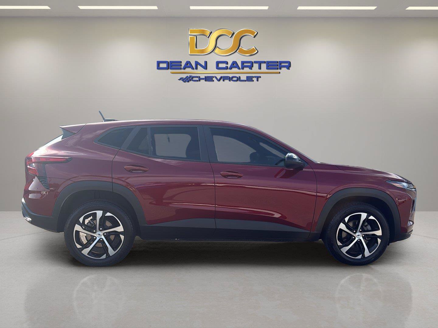 Used 2025 Chevrolet Trax RS FWD image 6
