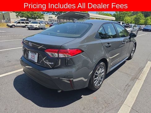 Used 2023 Toyota Corolla LE FWD image 9