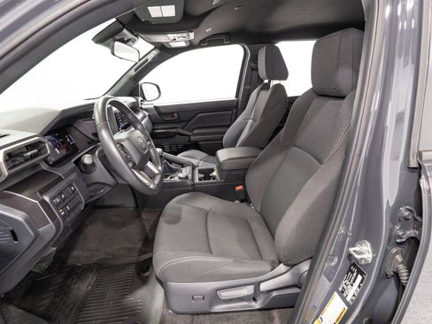Used 2025 Toyota 4Runner SR5 RWD image 15
