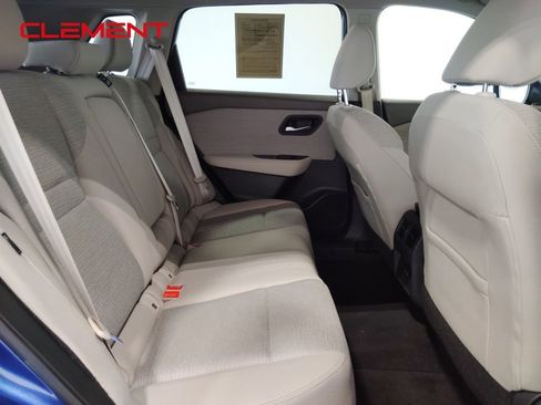 Used 2022 Nissan Rogue SV AWD/4WD image 39
