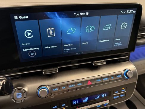 Used 2024 Hyundai Kona Limited image 12