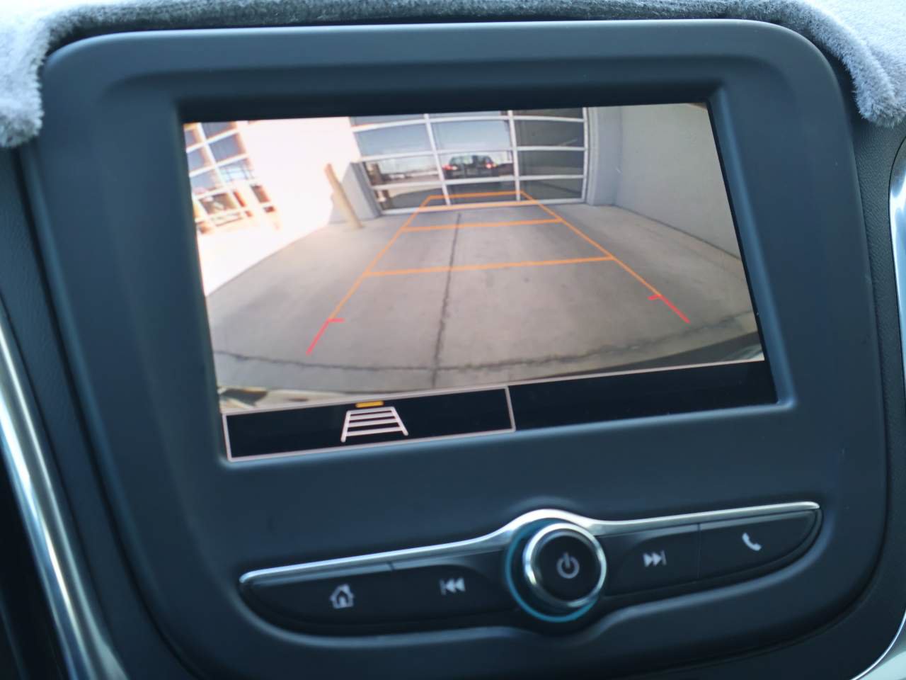 Used 2022 Chevrolet Equinox LS w/ LS Convenience Package FWD image 14