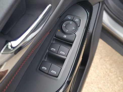 New 2026 Chevrolet Trax RS w/ Sunroof Package image 17