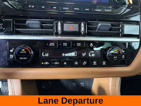 Used 2025 Nissan Pathfinder Platinum w/ Cargo Package FWD image 23